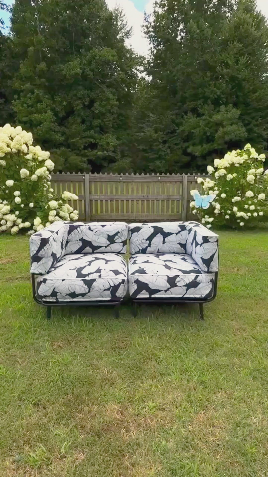EROMMY 4-Piece Inflatable Couch Set, Portable Oxford Fabric Blow-Up Lounger, White & Black Leaf Pattern